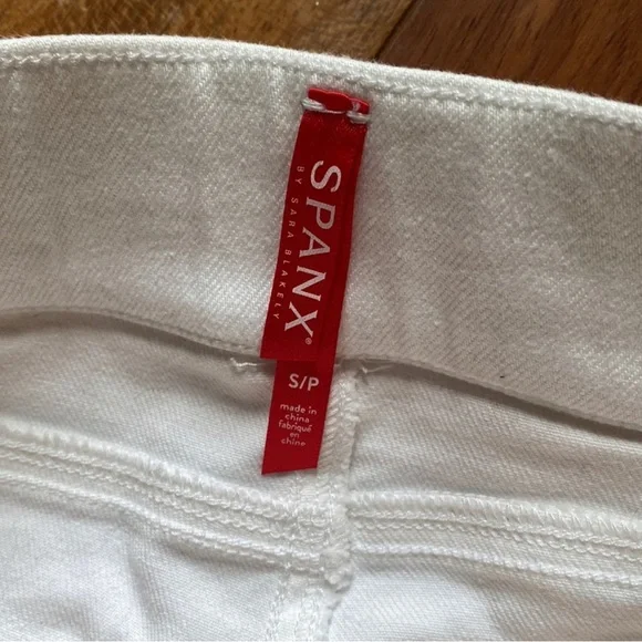 🌸 SPANX Jeans - Picture 3 of 3
